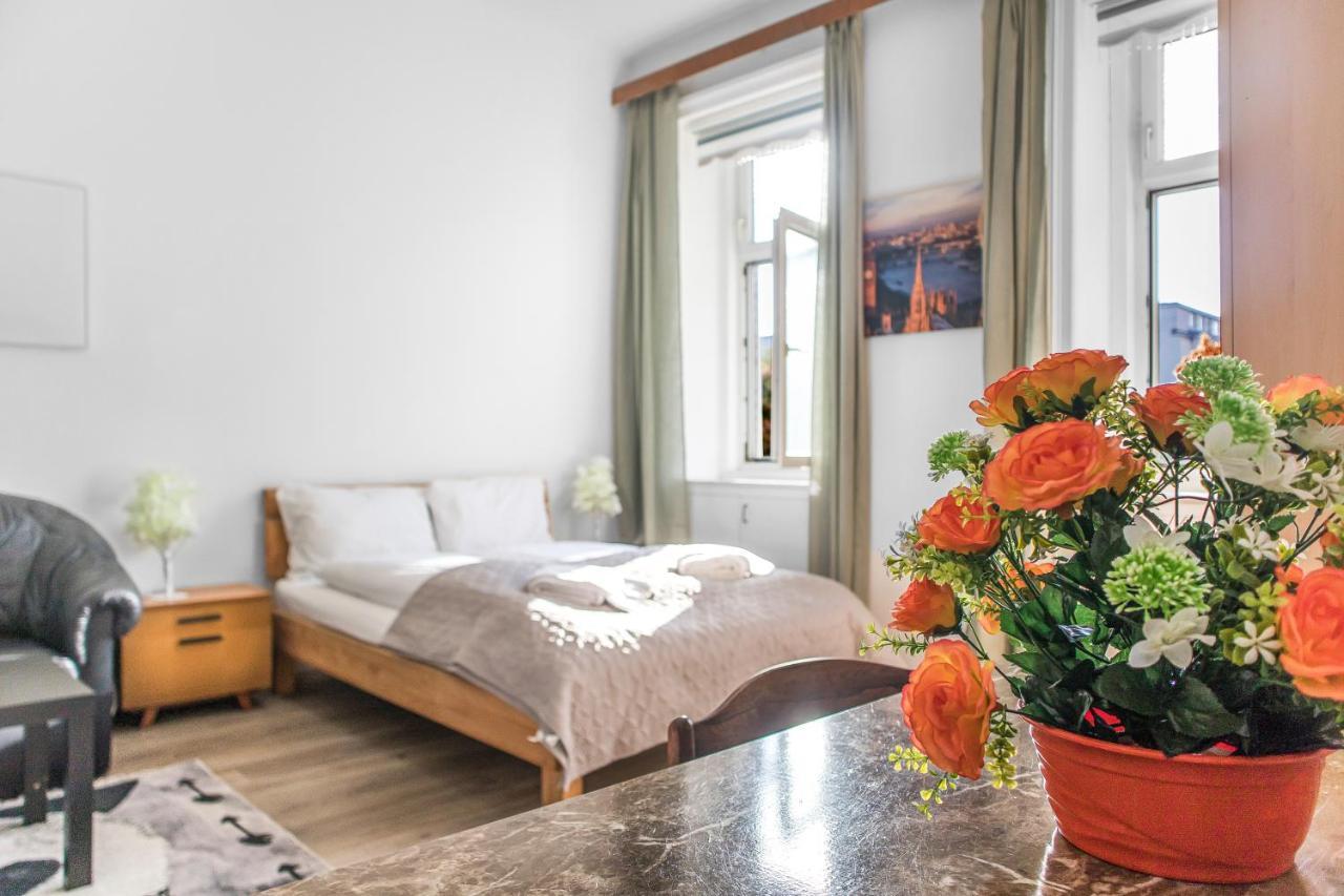 Apartmán Cozy 1Br Apt. Near Millenium Tower & Danube River Vídeň Exteriér fotografie